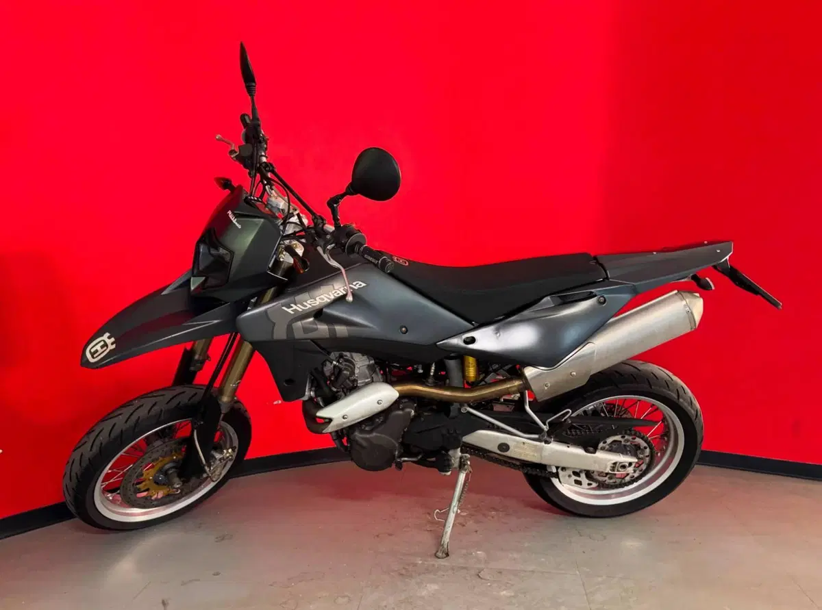 Husqvarna SM 610 (2008) (3)