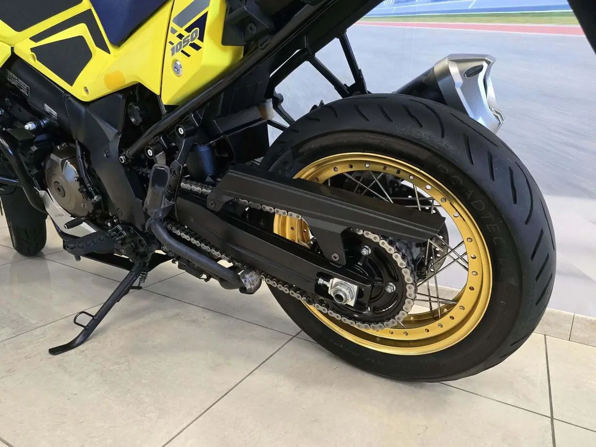Suzuki V-Strom 1050XT (2020 - 23) (7)