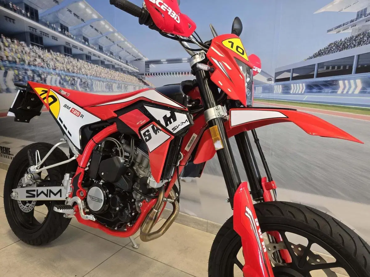 Swm SM 125 R Reborn (2026) (17)