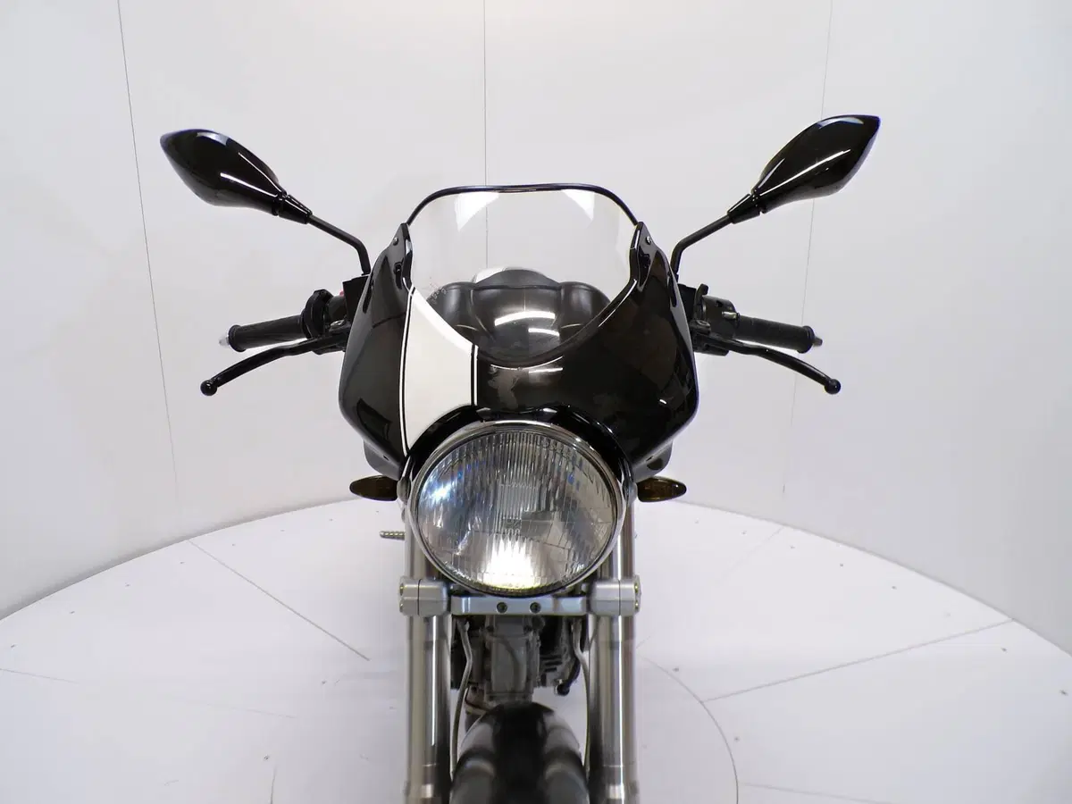 Ducati Monster 620 Dark (2003 - 06) (9)