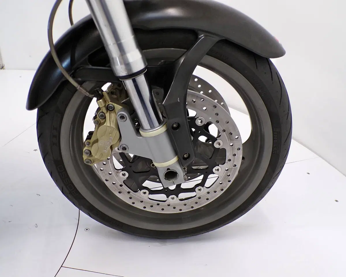 Ducati Monster 620 Dark (2003 - 06) (12)
