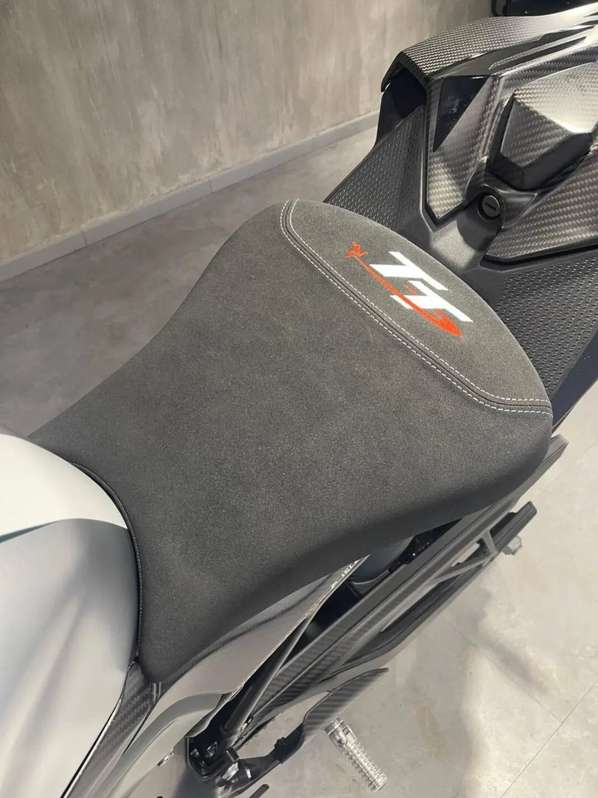 Bmw M 1000 RR (2025 - 27) (4)