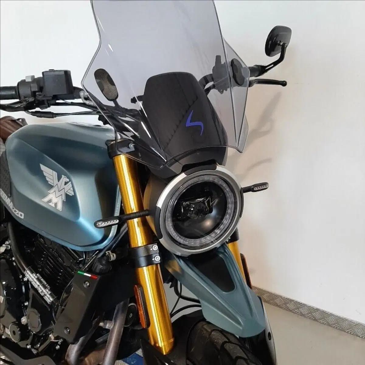 Moto Morini SEIEMMEZZO SCR (2022 - 26) (4)
