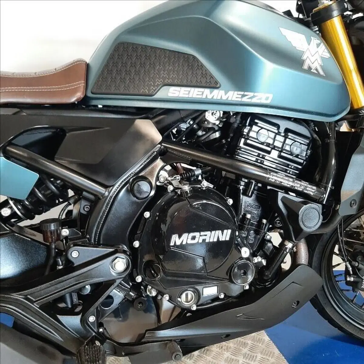 Moto Morini SEIEMMEZZO SCR (2022 - 26) (10)