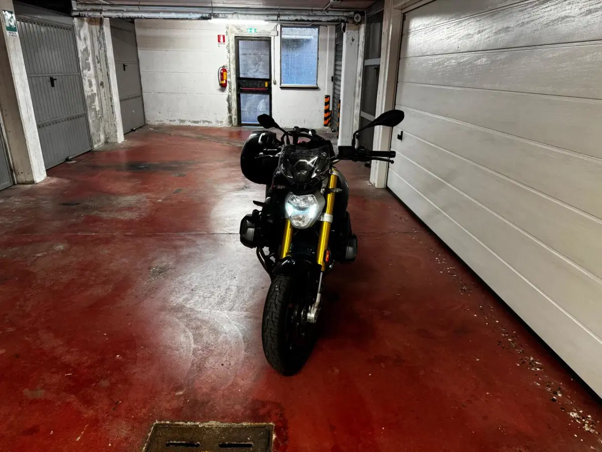 Bmw R 1250 R (2021 - 25) (3)