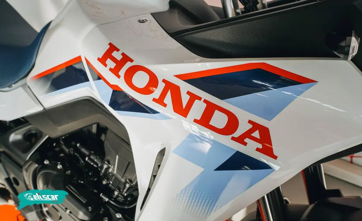 Honda Transalp XL750 (2026) (8)