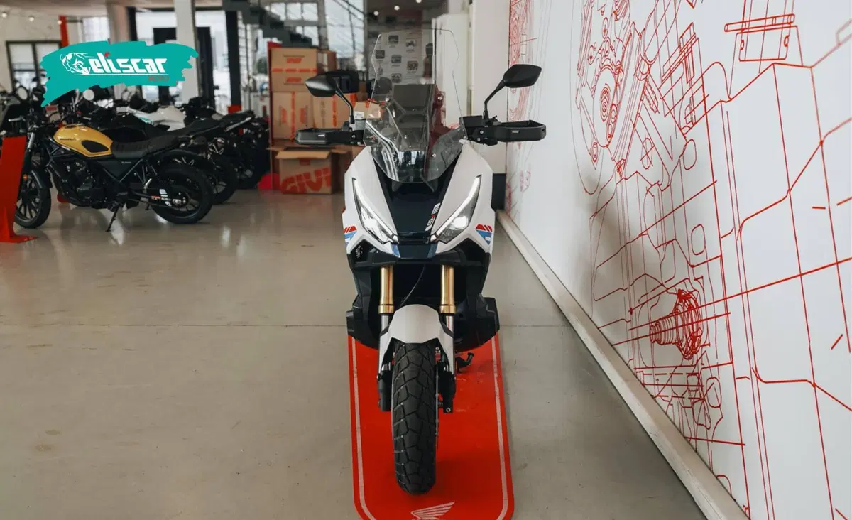 Honda X-ADV 750 Special Edition (2026) (3)