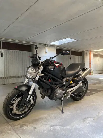 Ducati Monster 696 (2008 - 13) usata