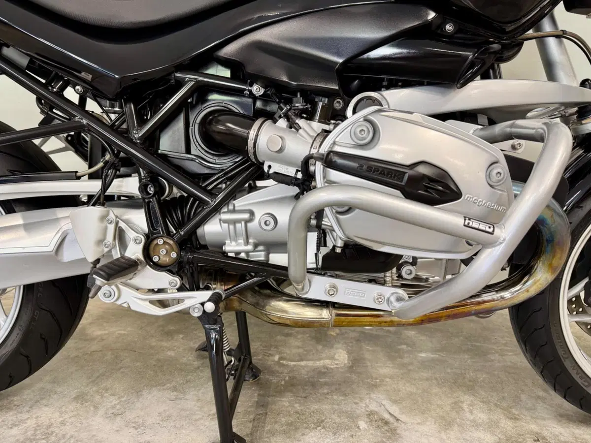 Bmw R 1200 R (2006 - 11) (5)