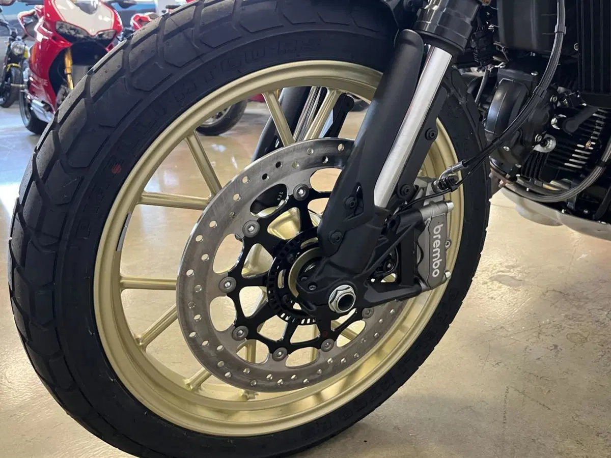 Ducati Scrambler 800 Full Throttle (2025 - 26) (3)
