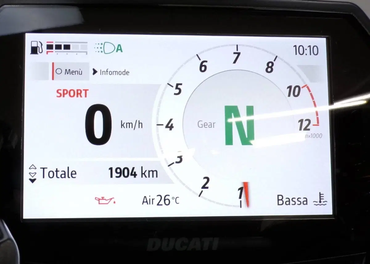 Ducati Monster 890 + (2026) (13)