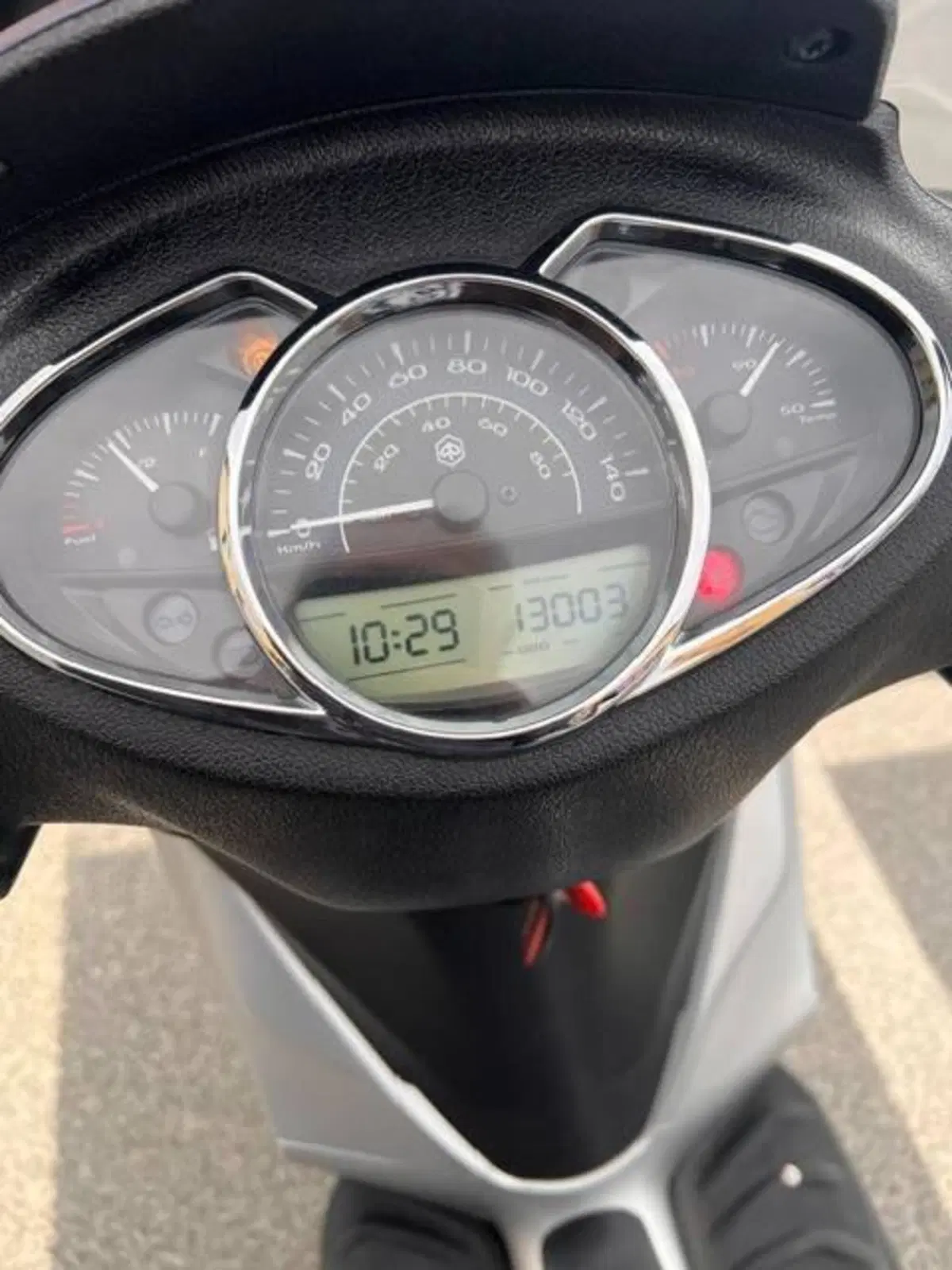 Piaggio Medley 150 S ABS (2016 - 19) (8)