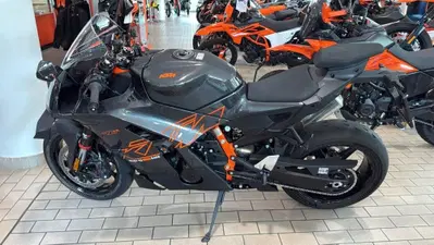 KTM 990 RC R (2026) usata