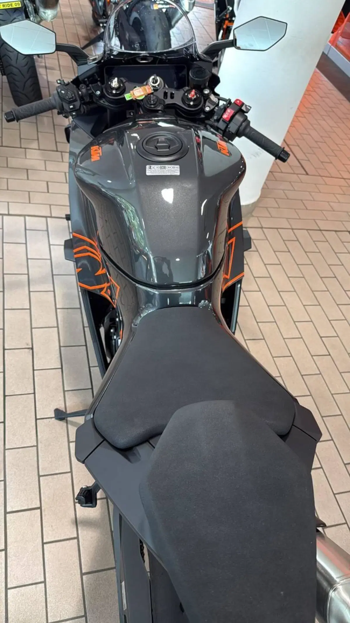 KTM 990 RC R (2026) (5)