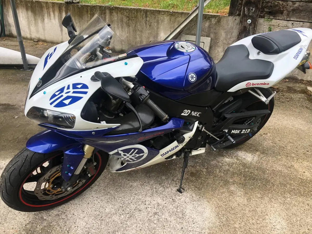 Yamaha YZF R1 (2004 - 05)