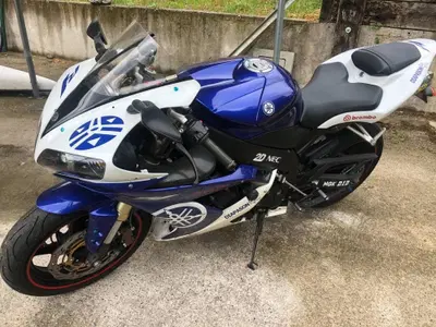 Yamaha YZF R1 (2004 - 05) usata