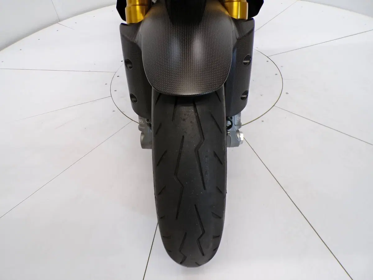 Ducati Multistrada V4 Pikes Peak (2025 - 26) (12)
