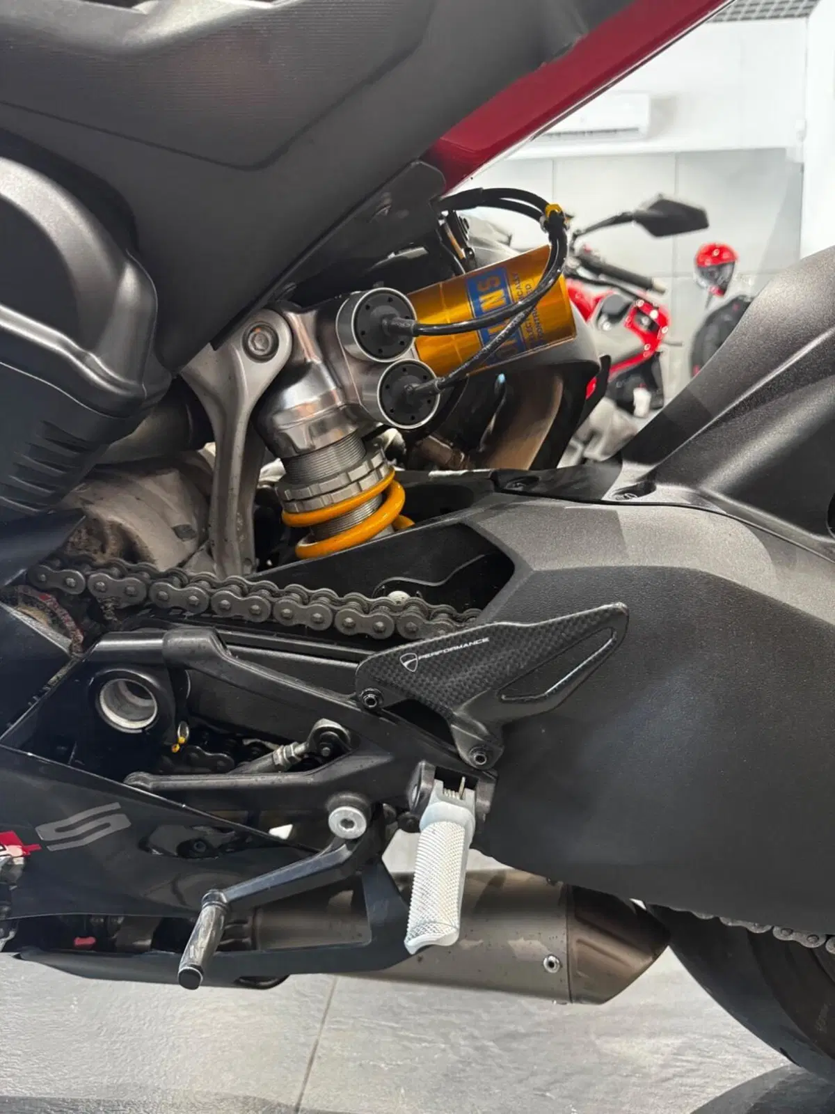 Ducati Panigale V4 S (2022 - 24) (9)
