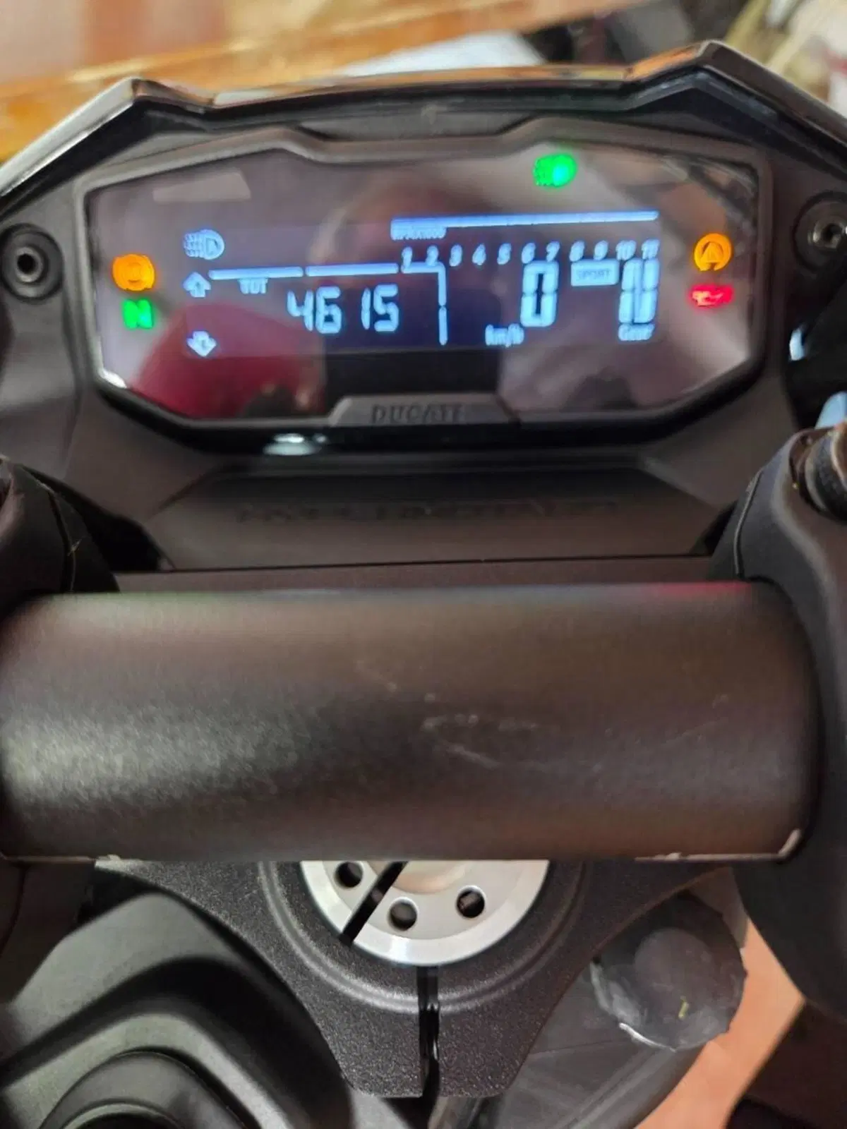 Ducati Hypermotard 698 Mono RVE (2024 - 26) (7)