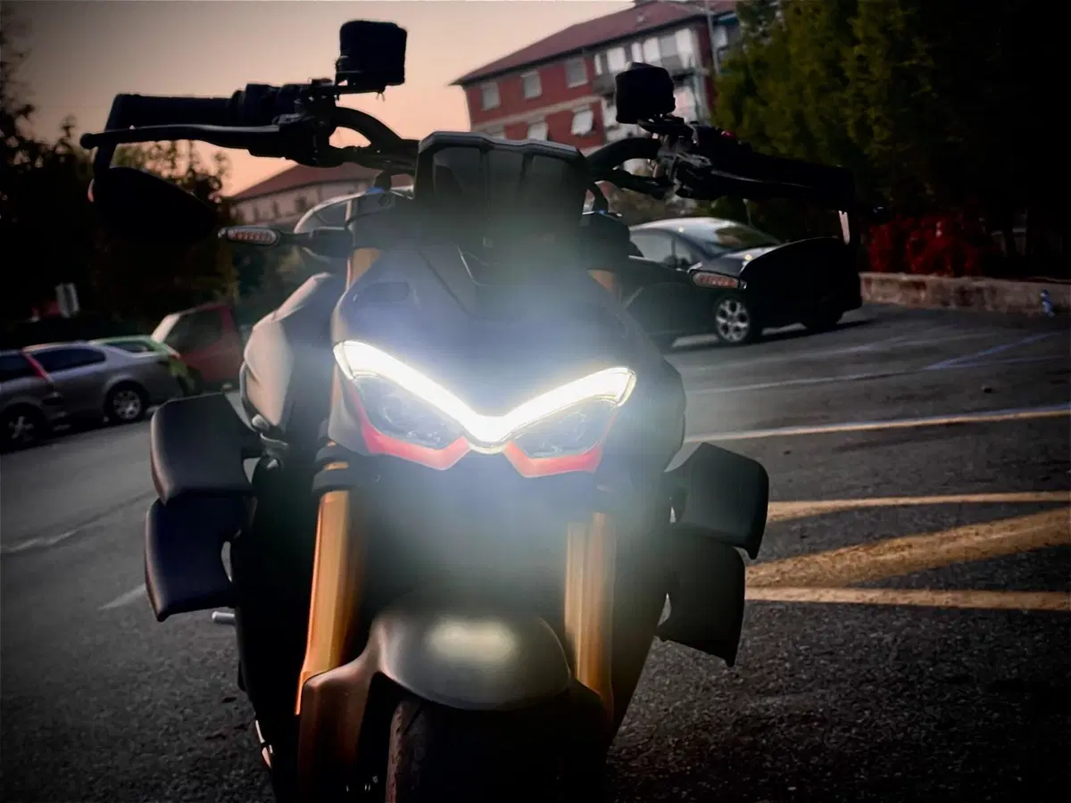 Ducati Streetfighter V4 S (2023 - 24) (5)