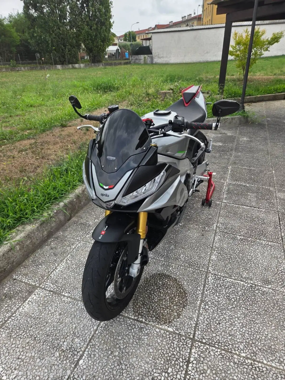 Aprilia Tuono V4 (2021 - 24)