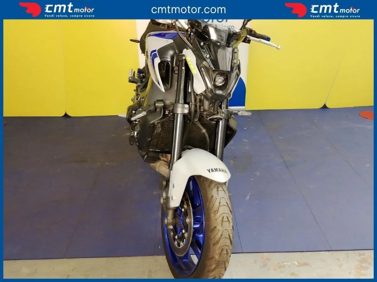 Yamaha MT-09 (2021 - 23) (2)