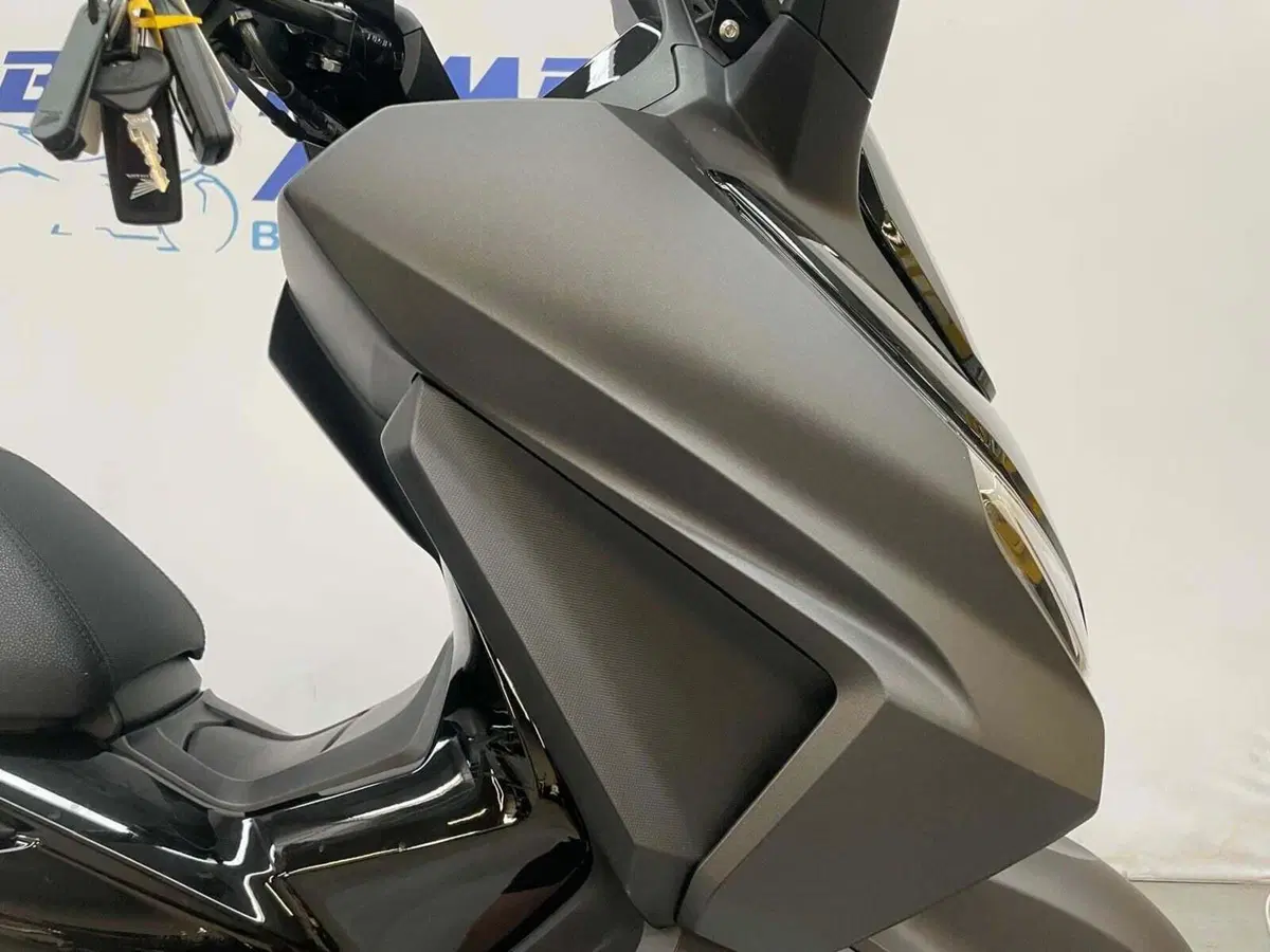 Honda Forza 350 (2022 - 24) (6)