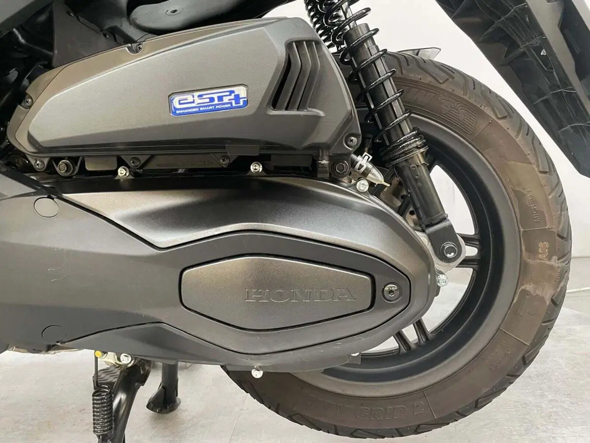 Honda Forza 350 (2022 - 24) (13)