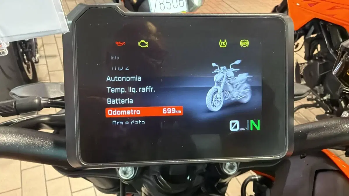 KTM 790 Duke (2025 - 26) (4)