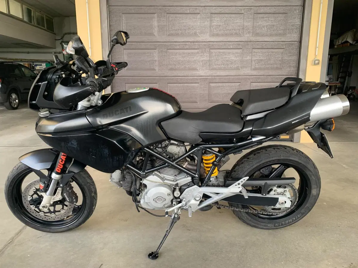 Ducati Multistrada 620 Dark SD (2005 - 07) (4)