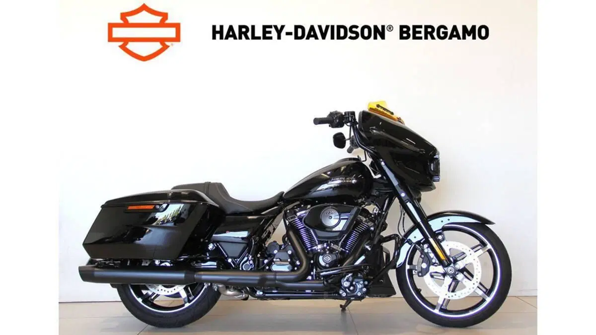 Harley-Davidson Street Glide (2024 - 26)