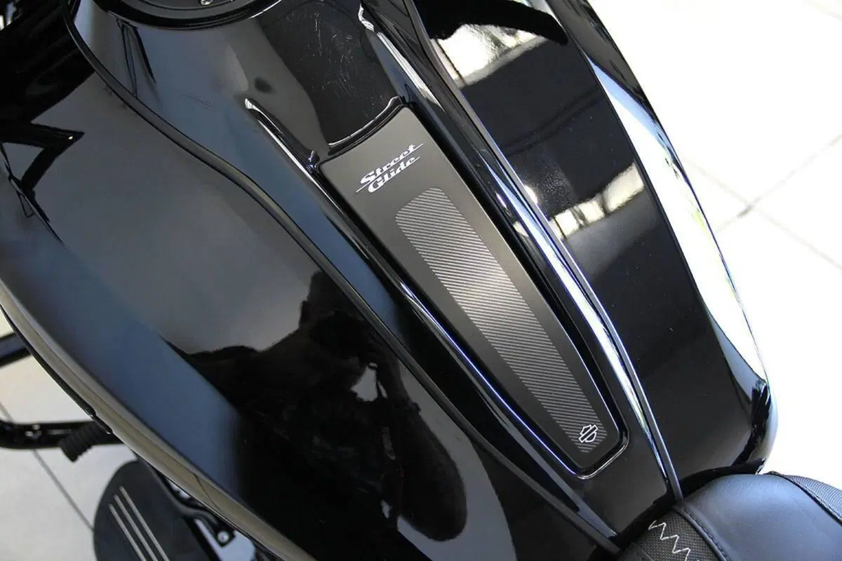Harley-Davidson Street Glide (2024 - 26) (9)