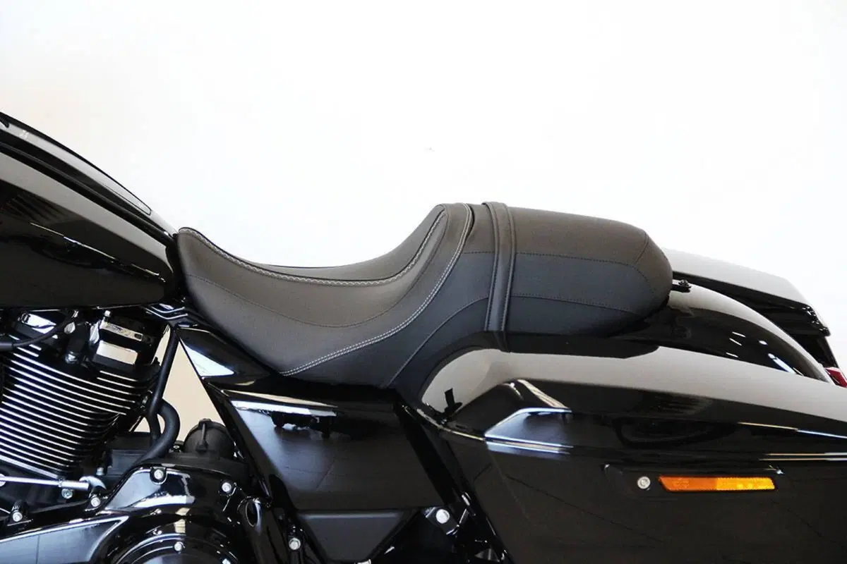 Harley-Davidson Street Glide (2024 - 26) (13)