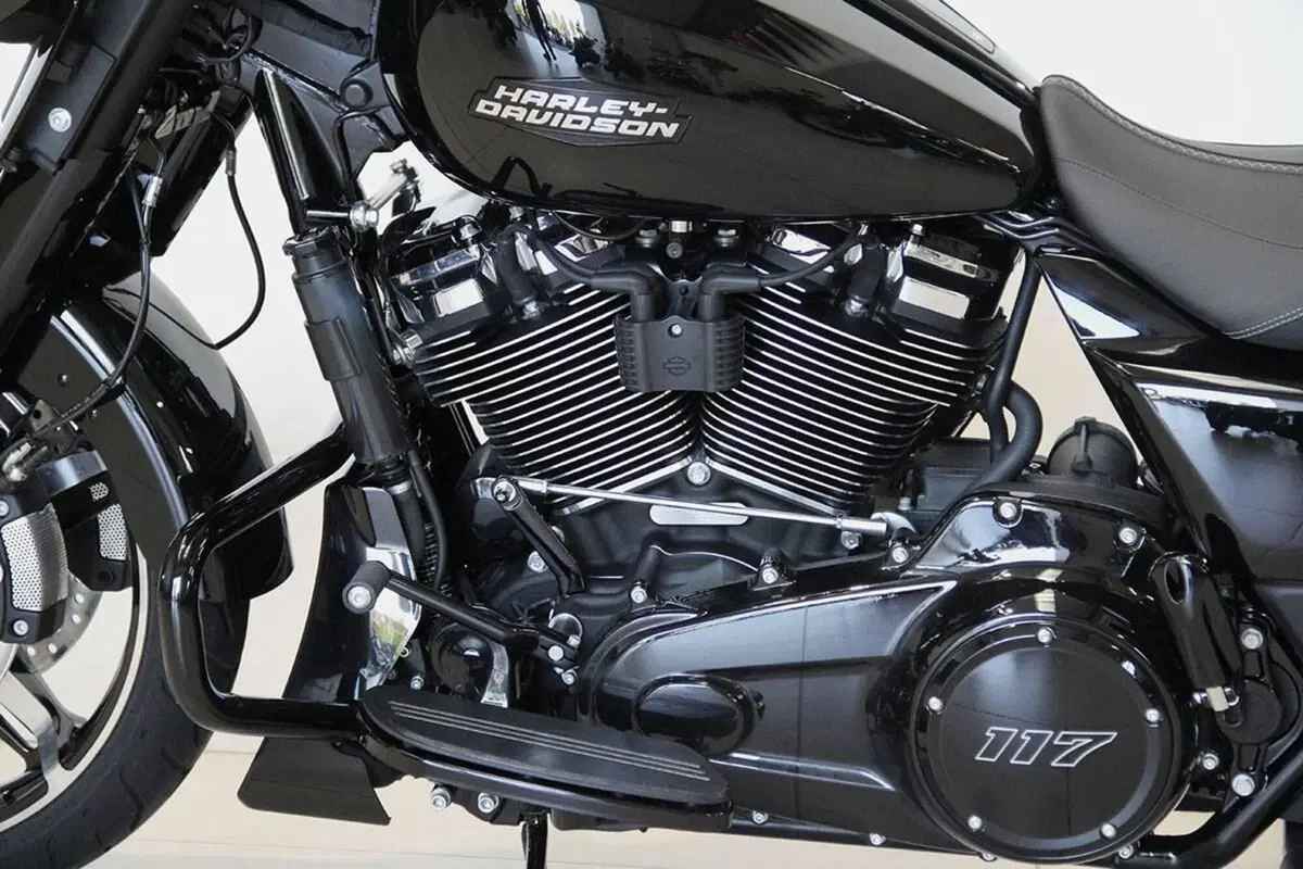 Harley-Davidson Street Glide (2024 - 26) (15)
