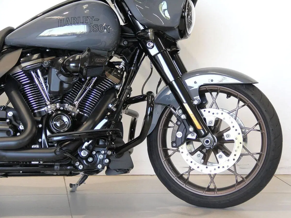Harley-Davidson Street Glide ST (2022 - 23) (2)