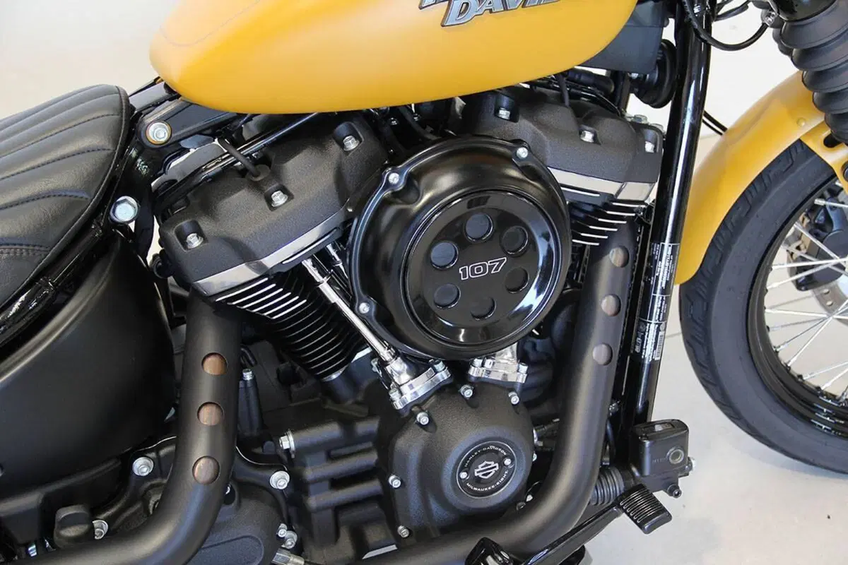 Harley-Davidson 107 Street Bob (2018 - 20) - FXBB (5)