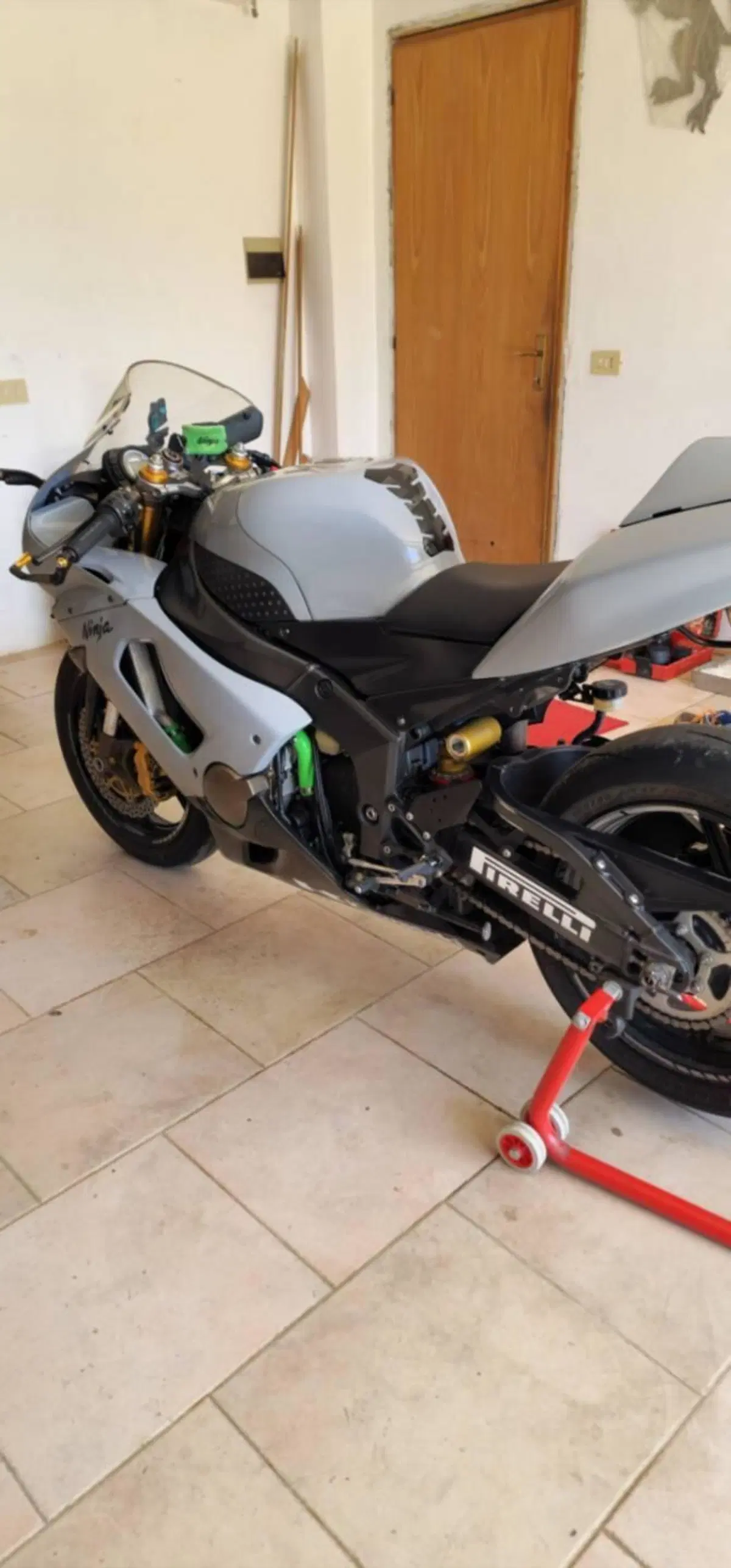 Kawasaki Ninja 636 ZX-6R (2005 - 06) (2)