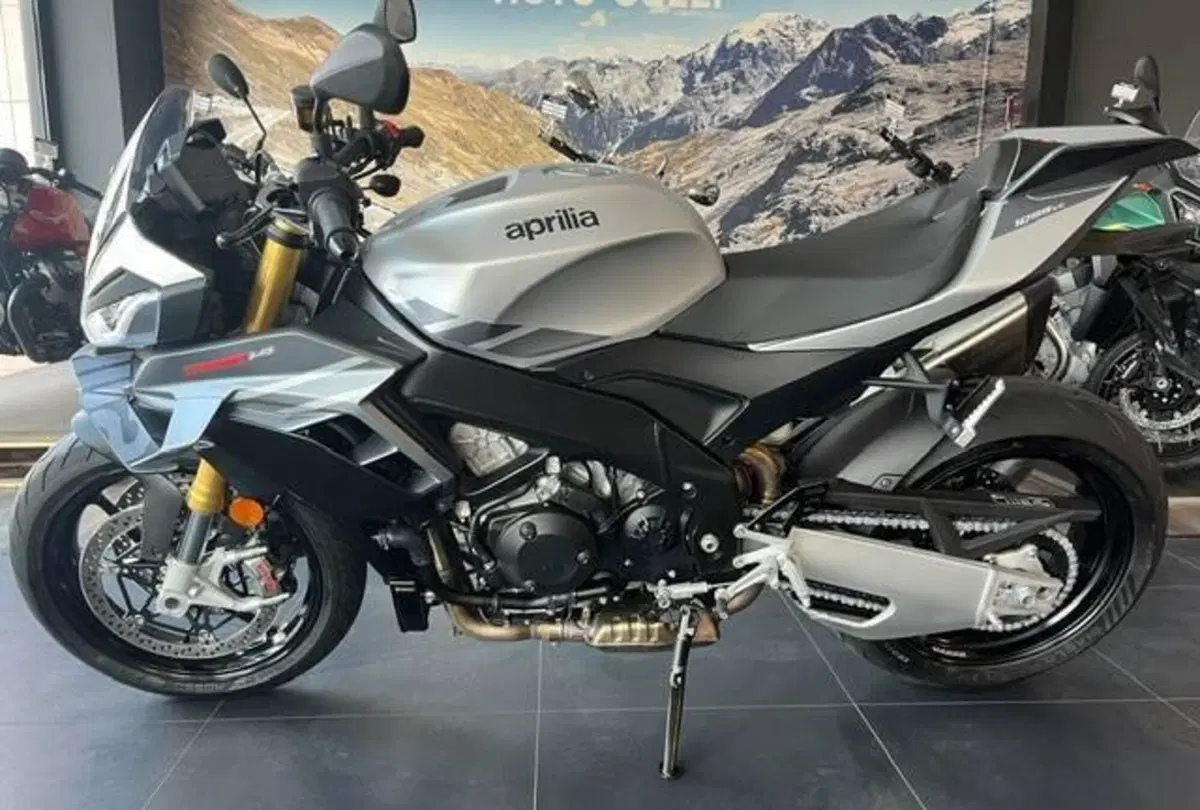 Aprilia Tuono V4 (2025 - 26) (2)