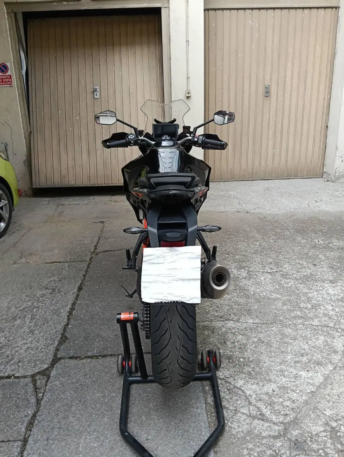 KTM 1290 Super Duke GT (2021) (4)