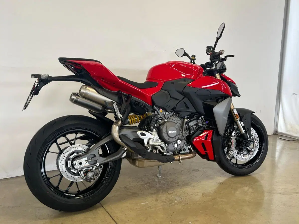 Ducati Streetfighter V2 (2025 - 26) (7)