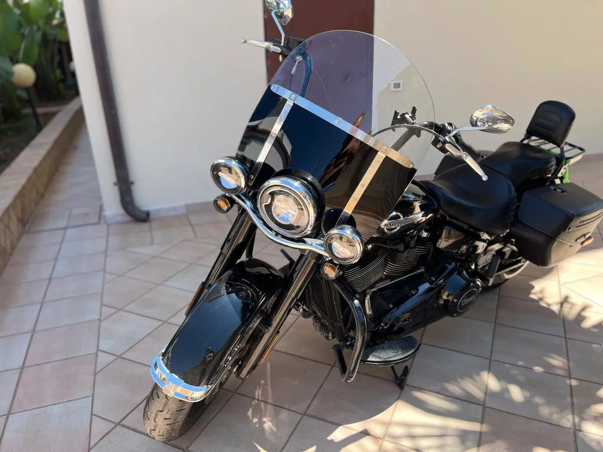 Harley-Davidson 114 Heritage Classic (2018 - 20) - FLHCS (9)