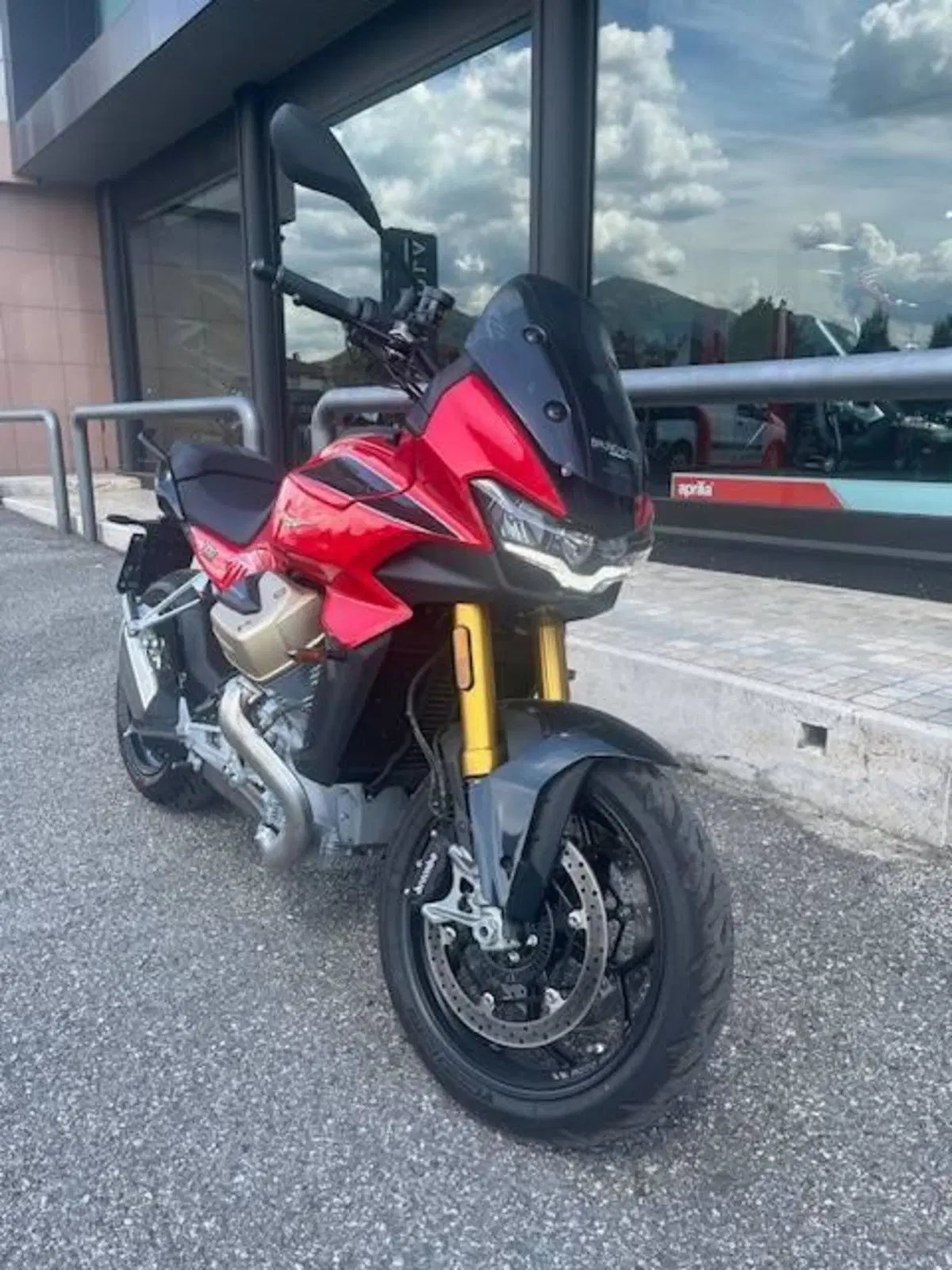 Moto Guzzi V100 Mandello Wind Tunnel (2025 - 26) (4)