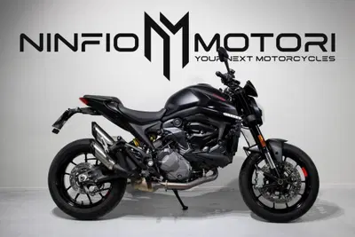Ducati Monster 937 (2021 - 25) usata