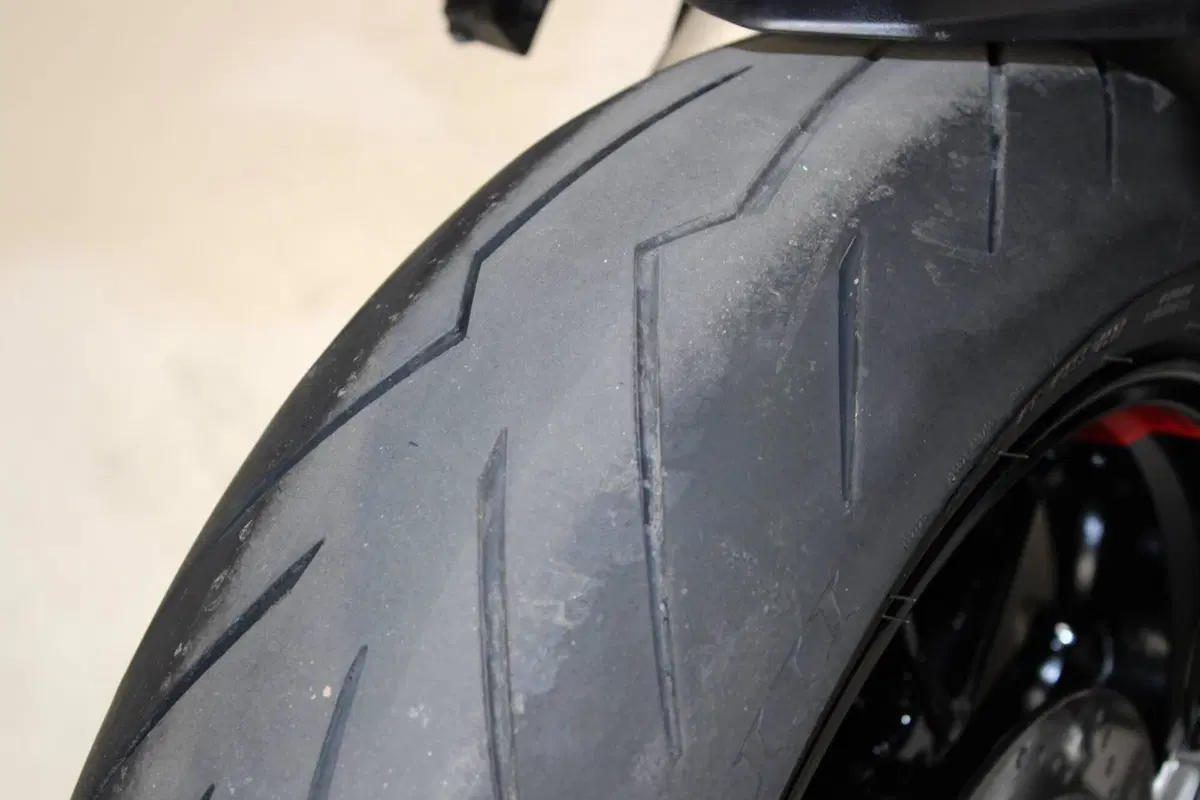 Ducati Monster 937 (2021 - 25) (7)