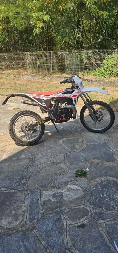 Betamotor RR 50 Enduro (2021 - 26) usata