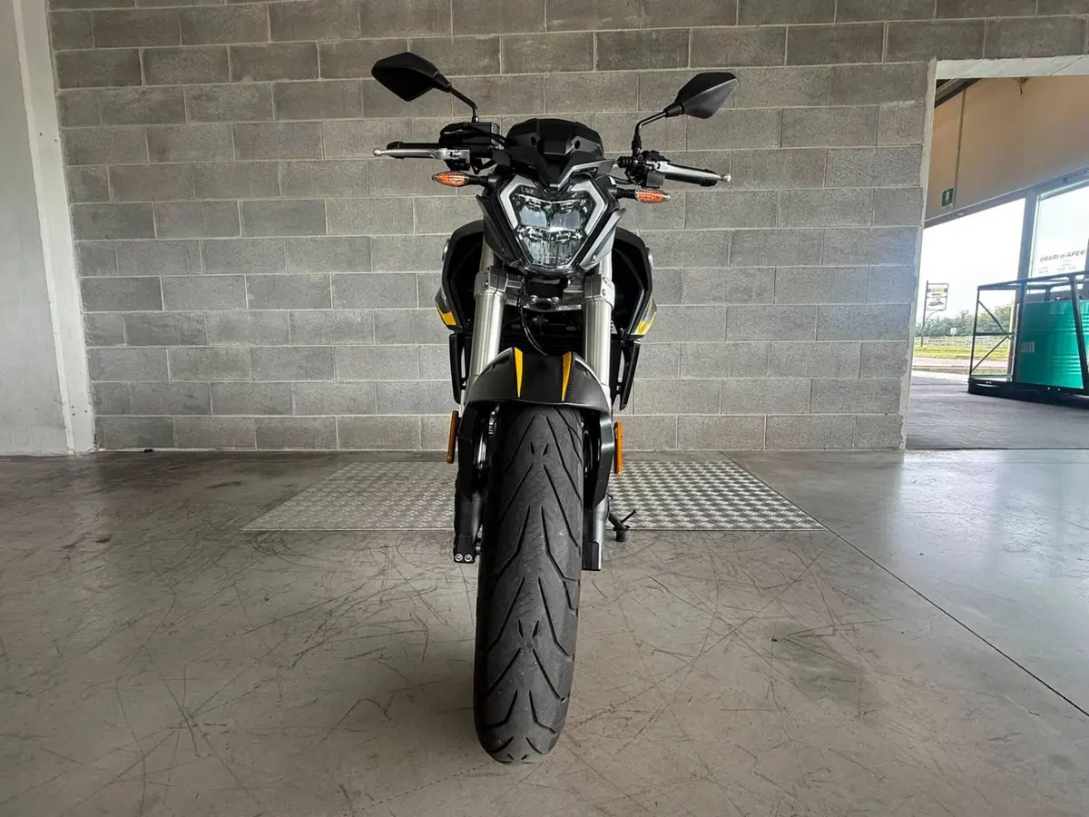 Voge Brivido 500R (2021 - 24) (3)