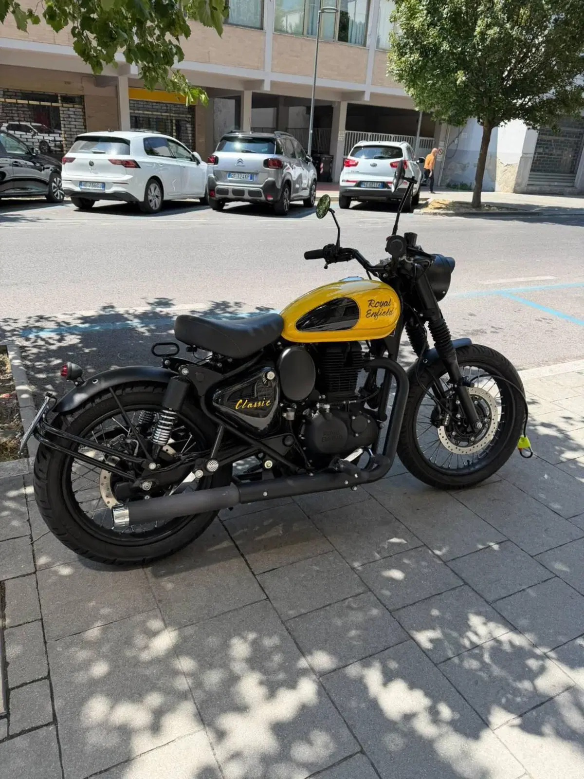 Royal Enfield Classic 350 (2021 - 26)
