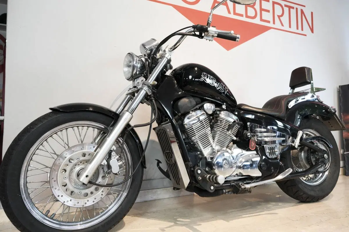 Honda VT 600 C Shadow (1989 - 02) (3)