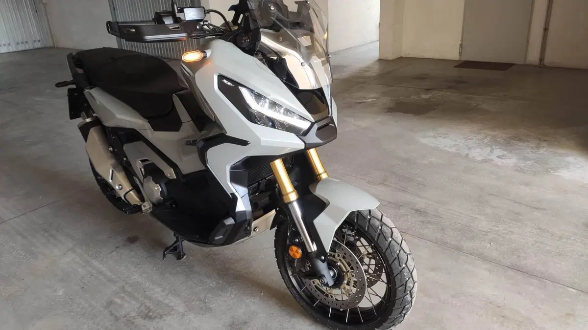 Honda X-ADV 750 DCT Travel (2021 - 24) (4)