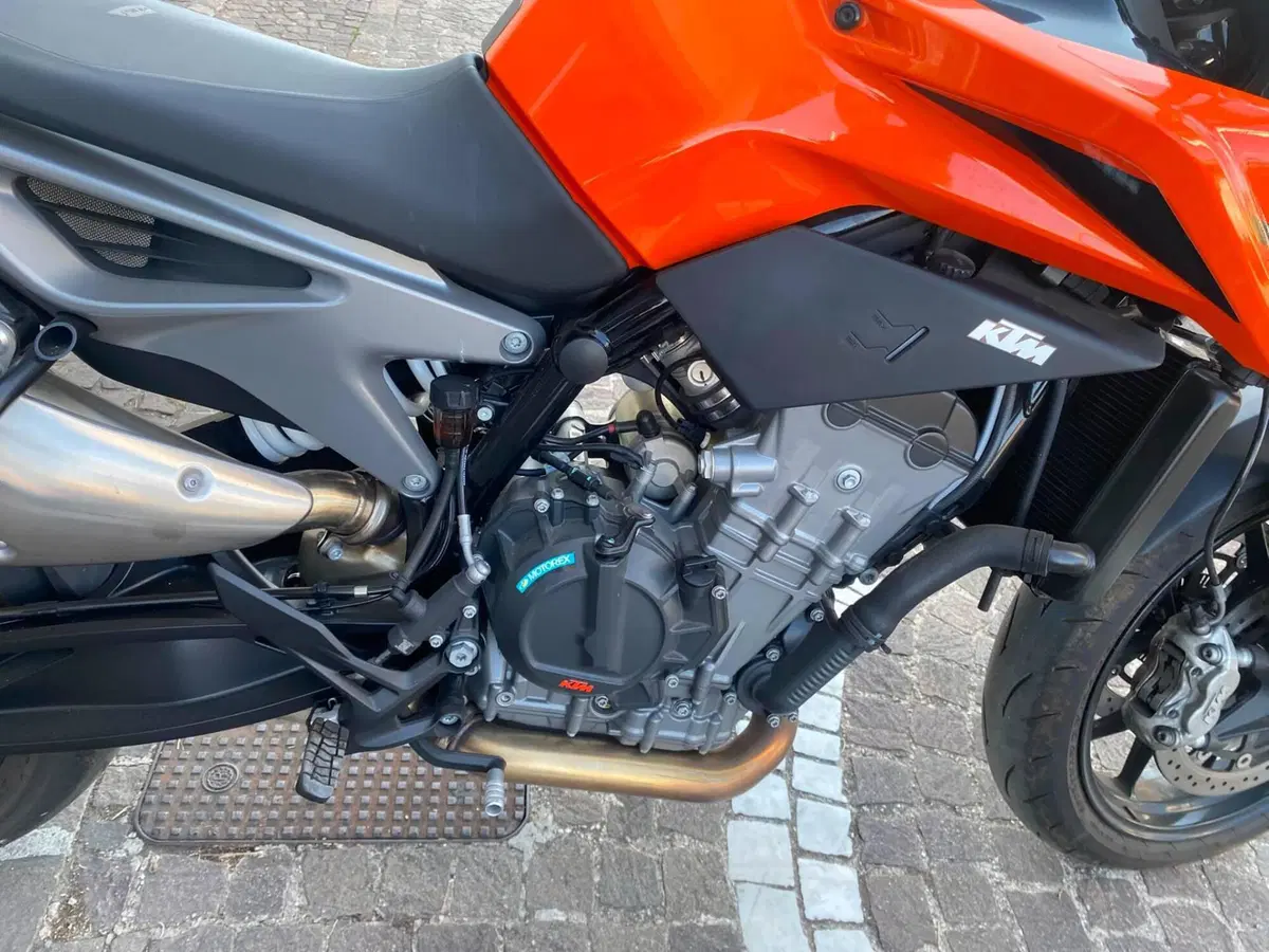 KTM 790 Duke L (2023 - 24) (9)